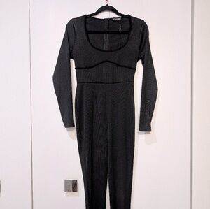 NWOT PrettyLittleThing Black Long-Sleeved Ribbed Jumpsuit with Back Zipper